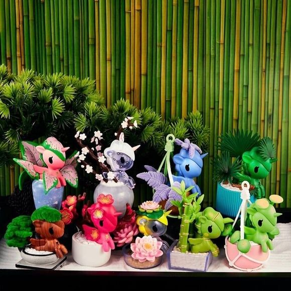 tokidoki Hope Unicorno from Botanical Harmony Unicorno Series - Picture 6 of 10